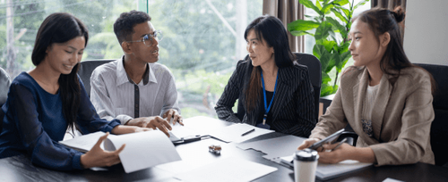 Why Smart Investors Sell at the Worst Possible Time 